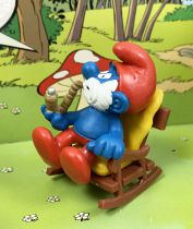 The Smurfs - Schleich - 40228 PaPa Smurf with rocking chair