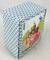 The Smurfs - Schleich - 40241 Smurfette drives a pink car (New Look Box)