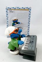 The Smurfs - Schleich - 40250 Smurf with Electronic Keyboard (New Look Box)