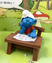 The Smurfs - Schleich - 40257 Sleeper schoolboy Smurf on school\'s bench
