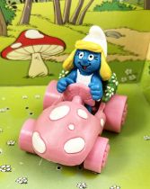 The Smurfs - Schleich - 40265 Smurfette with Pink Car
