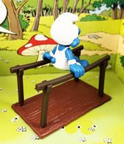 The Smurfs - Schleich - 40509 Smurf gymnast with parallel bars (Loose)