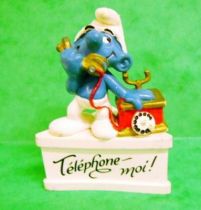The Smurfs - Schleich - Smurf with phone \'\'Call-Me!\'\' (white base)