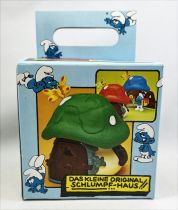 The Smurfs - Schleich 40011 Smurf Little House with Red Roof (mint in box)