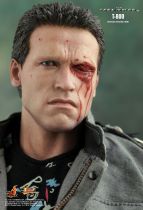 The Terminator - T-800 - 12\  figure Hot Toys MMS 136