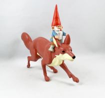 The world of David the Gnome -  BRB / Star Toys PVC Figure - David on the back of Swift the fox