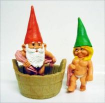 The world of David the Gnome - PVC Figure - David and Susan have a bath