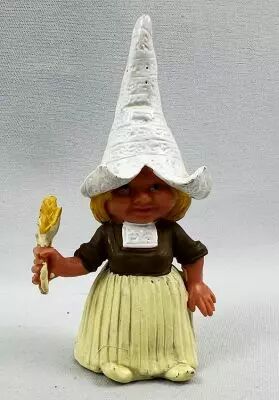 The world of David the Gnome - Star Toys PVC Figure - Deuch Girl Gnome