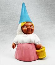 The world of David the Gnome - Star Toys PVC Figure - Lisa with a bucket (pink dress)