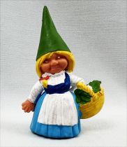 The world of David the Gnome - Star Toys PVC Figure - Susan with her basket (blue dress)