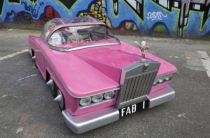 Thunderbirds - FAB1 Rolls Royce de Lady Penelope - Réplique Echelle 1/4 