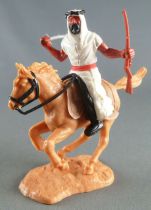 Timpo - Arabes - Cavalier blanc cimeterre & fusil noir pantalon noir ceinture rouge cheval baie galop court socle sable