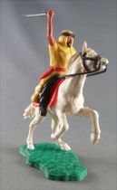 Timpo - Arabes - Cavalier jaune cimeterre pantalon noir ceinture rouge cheval cabré blanc