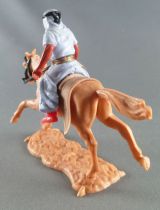 Timpo - Arabs - Mounted - Blue (knife) red trousers (gold belt) tan galloping (long) horse