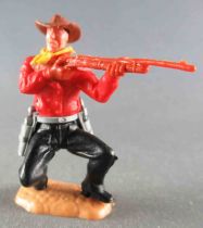 Timpo - Cow-Boys - 3rd Series - Footed Firing Rifle Red Shirt Kneeling Blacking legs