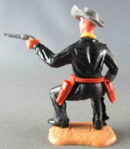 Timpo - Cow-Boys - 3rd Series - Footed Left Arm Outstretched (pistol) Black Shirt Kneeling Black legs