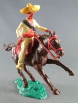 Timpo - Mexicans - Mounted (separate belt) holding knife yellow jacket yellow legs yellow hat dark brown galloping (short) horse