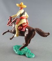 Timpo - Mexicans - Mounted (separate belt) holding knife yellow jacket yellow legs yellow hat dark brown galloping (short) horse