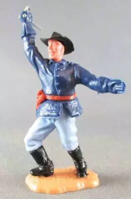 Timpo - Us cavalerie (Nordiste) 2�me s�rie (t�te 2 pi�ces) - Pi�ton officier bras droit lev� (sabre) pench� � droite