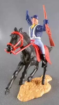 Timpo - Us cavalery (Federate) 2sd s�ries (2 pieces head) - Footed hit by Arrow (broken) (winchester) Black Galloping Horse