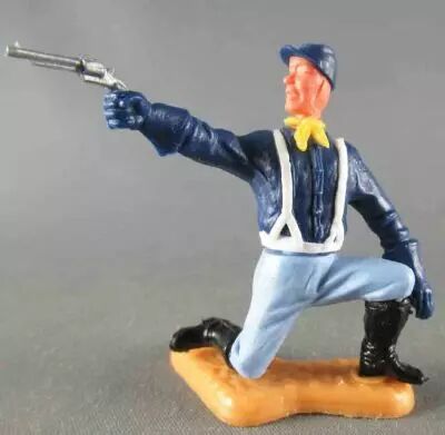 Timpo - Us cavalery (Federate) 2sd s�ries (2 pieces head) - Footed right arm outstreched (pistol) kneeling legs