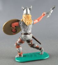 Timpo - Viking - Footed Scale mail shirt fighting (blond hairs) grey advancing legs double axe gold shield