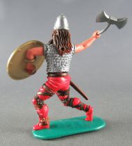 Timpo - Viking - Footed Scale mail shirt fighting (brown hairs) red running legs double axe gold shield