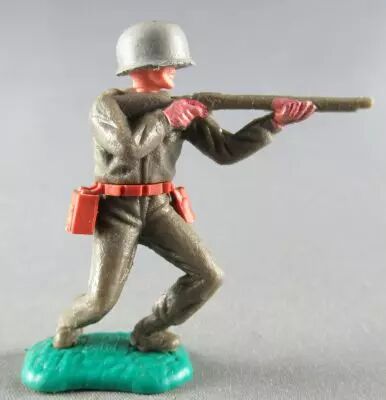 Timpo - WW2 - Am�ricains - 1�re s�rie - Tireur fusil �paule les 2 jambes pli�es vers la gauche