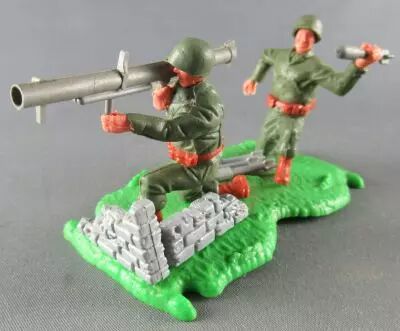 Timpo - WW2 - Am�ricains - 2�me s�rie - Bazooka team scenette (r�f 1019)