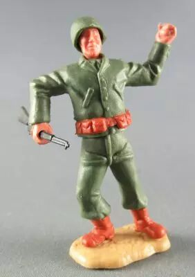 Timpo - WW2 - Am�ricains - 2�me s�rie - Lanceur grenade (fusil) jambes pench�es vers la gauche