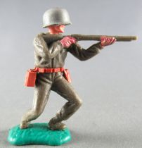 Timpo - WW2 - Americans - 1st series - Firing machine gun shoulder both bent to the left legs