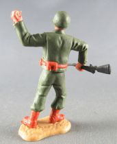 Timpo - WW2 - Americans - 2nd series - Throwing grenade (rifle) standing leaning to the right legs 