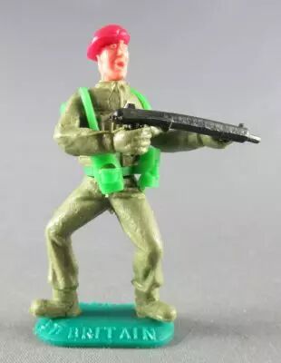 Timpo - WW2 - Anglais (Paras B�ret Rouge) - 1�re s�rie - Tireur mitraillette jambes pli�es �cart�es