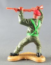 Timpo - WW2 - British (Airborne Red Beret) - 2nd series - Rifle above the head leaning back legs