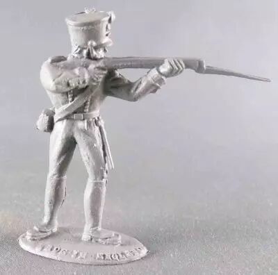 Timpo Action Packs! #4003 - Waterloo - Prussian Infantry Firing Rifle Standing