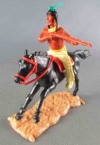 Timpo Indians 2nd series (moulded weapon) Mounted firing rifle yellow legs Black Galloping (long) Horse