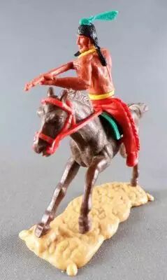 Timpo Indiens 2�me S�rie (arme fixe) Cavalier Tireur Fusil Jambes Rouges Plume Verte Cheval Brun Galop Long