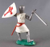 Timpo Middle-Age Crusader 2nd serie footed attacking right arm & shield raised (sword) bent legs green base