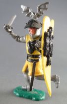 Timpo Middle-Age Great Helm Knight footed yellow & black (sword, black visor) running legs