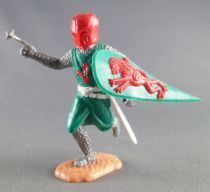 Timpo Middle-Age Medieval Knights footed green and red helmet one arm outstrectched (mace) running legs