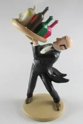 Tintin - Collection Officielle des Figurines Moulinsart - N�018 Nestor au plateau