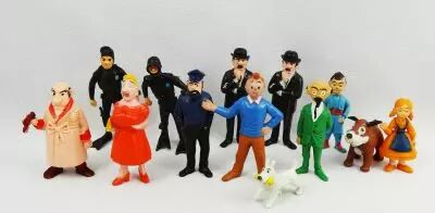 Tintin - Esso Belvision - S�rie compl�te de 13 figurines \ Le Lac aux Requins\ 