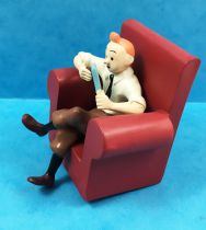 Tintin - Figurine Résine Moulinsart - Tintin dans son fauteuil