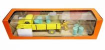 Tintin - Moulinsart - N° 04 Yellow Truck in Launching Site (Mint in Box)