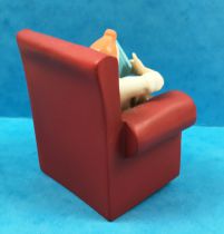 Tintin - Moulinsart Resin Figure - Tintin in his chair