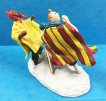 Tintin - Moulinsart Resin Figure - Tintin with Zorrino in the snow (The Temple of the Sun