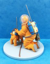 Tintin - Moulinsart Scene Collector Set - Tintin & Snowy Cosmonauts