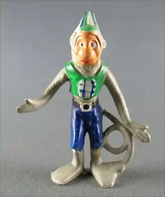 Titus the little Lion - Jim figure - Cela the ape