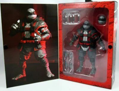 TMNT Tortues Ninja (IDW The Last Ronin Comics) - NECA - Nightwatcher Michelangelo