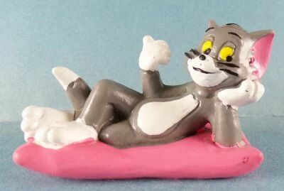 Tom & Jerry - Bully 1984 Pvc Figure - Tom on Pillow
